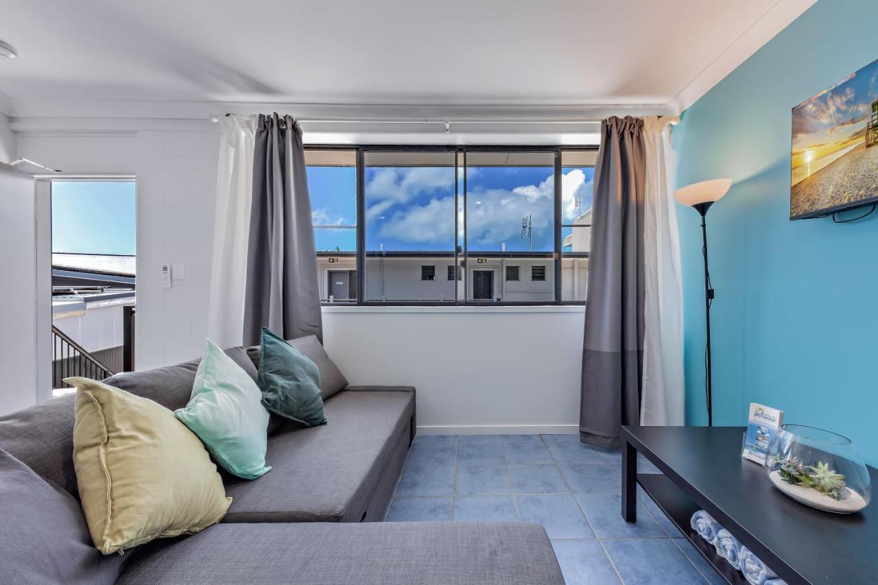 Airlie Sun & Sand Accommodation #5 에일리비치 외부 사진